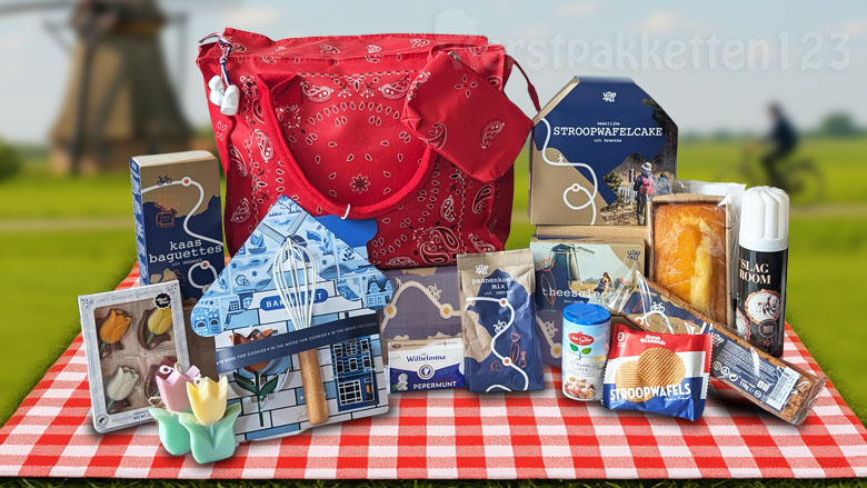 Bonte Hollandse Verrassing – kerstpakket met tas, klompjes en typisch Hollandse lekkernijen.